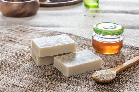 Understanding Soda Ash in Natural Soap: Why It’s Normal and Nothing to Worry About